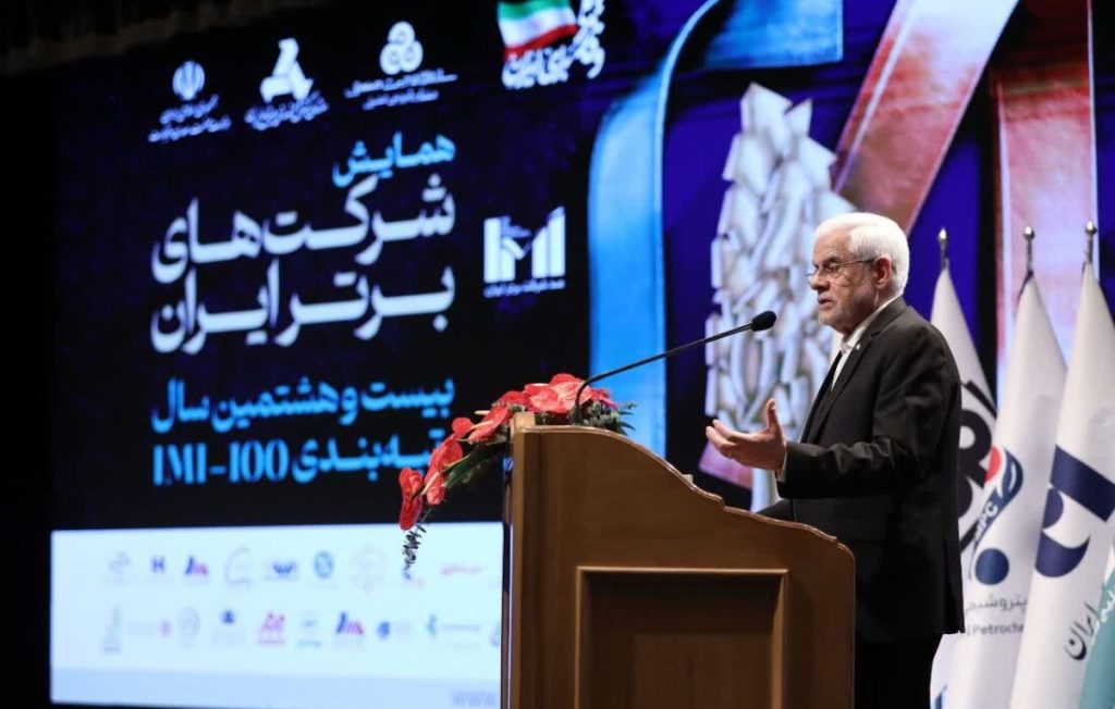 پتروشیمی تبریز در جمع صد شرکت برتر ایران جای گرفت؛ کسب رتبه ۱۴ در گروه صنعت پتروشیمی به روایت آمار