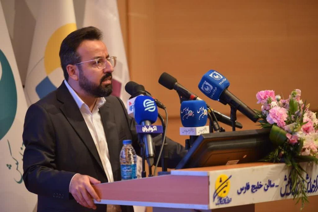 مدیرعامل پتروپالایش کنگان : مسئولیت برای ما تعارف نیست، تعهد است/ اسفندماه امسال، مشعل فاز ۱۲ را خاموش می‌کنیم