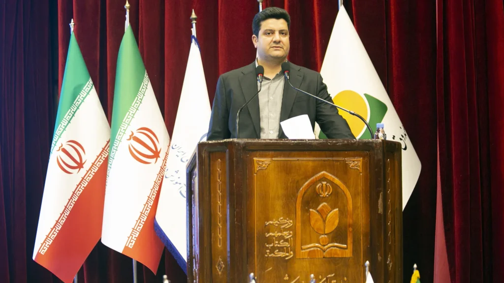 مدیرعامل موسسه صندوق ذخیره فرهنگیان؛  در شرایط جنگی کشور، محکم‌تر از همیشه در سنگر خدمت ایستاده‌ایم
