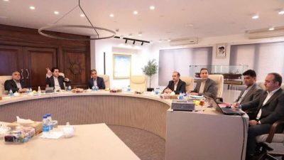 قدردانی وزیر نفت از تلاش‌های بی‌وقفه شرکت ملی نفتکش در جنگ تحمیلی