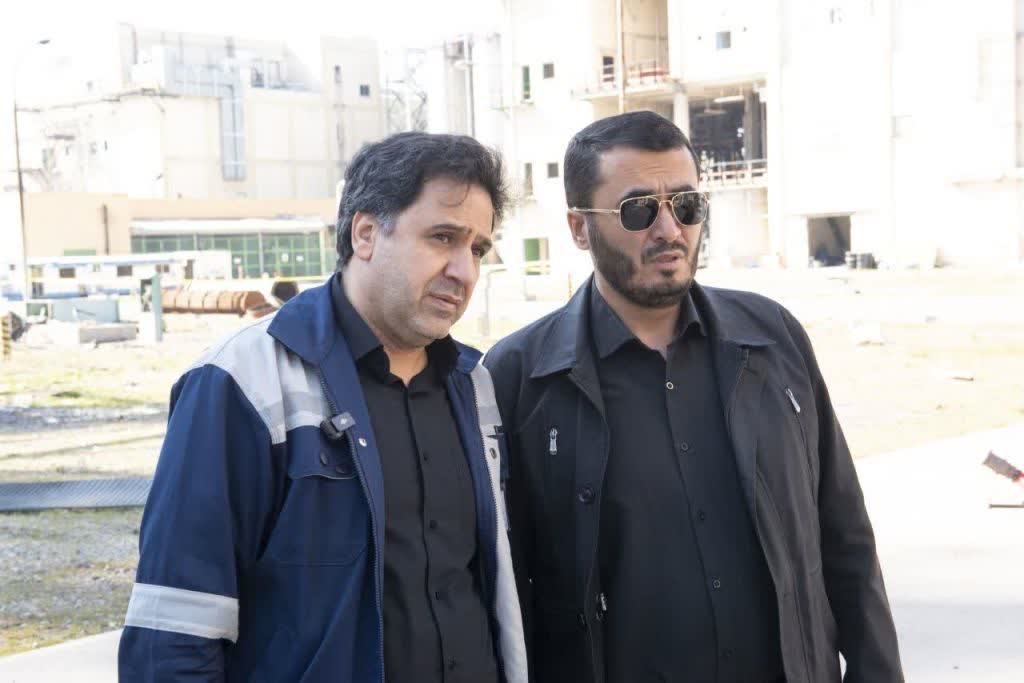 متفکرآزاد از تأسیسات آسیب‌دیده پتروشیمی تبریز بازدید کرد / تأکید بر تسریع بازسازی با اتکا به توان داخلی + تصاویر