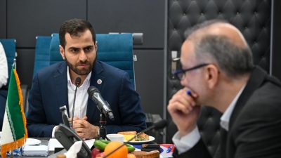 تغییر در آریا ساسول: ورود پترول به هیئت مدیره و احتمال برکناری محمدرضا حیدرزاده