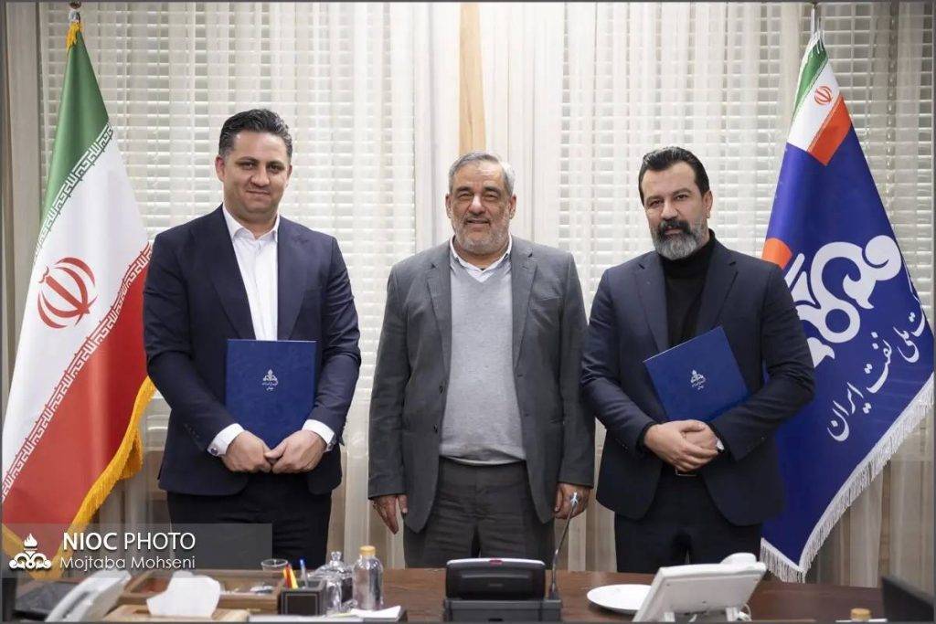 سکان روابط عمومی شرکت ملی نفت به مسعود کشاورز سپرده شد