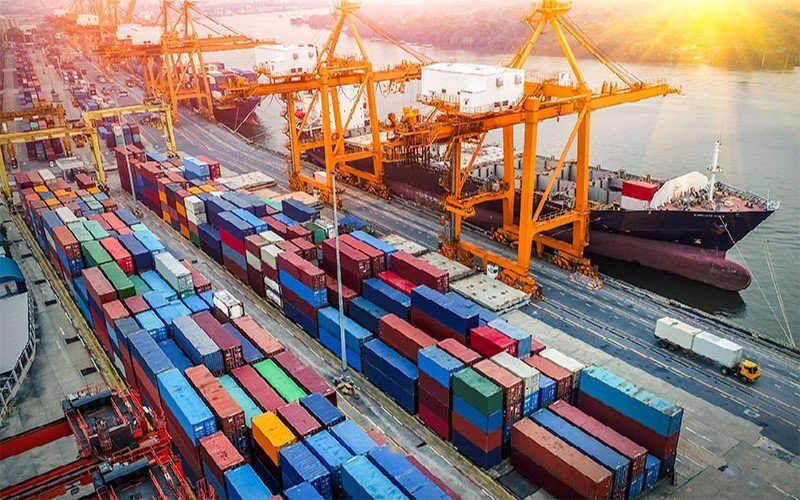 لغو ممنوعیت صادرات محصولات پتروشیمی به گمرکات کشور ابلاغ شد