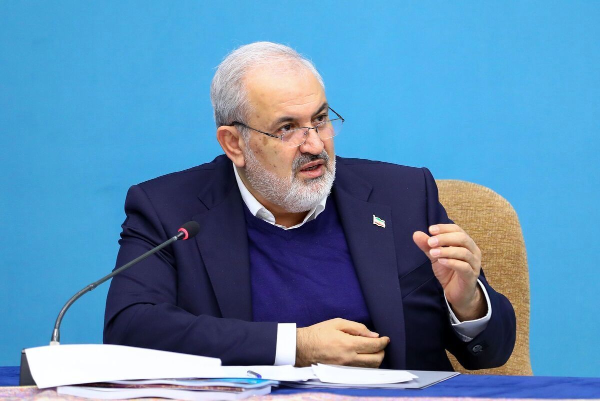 افزایش ظرفیت تولید برق کشور با ورود ۱۰۰ مگاوات نیروگاه خورشیدی به شبکه سراسری
