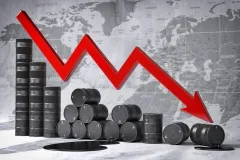 کاهش قیمت نفت در سایه امید به توافق دریانوردی در تنگه هرمز