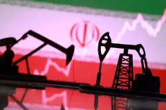 آمریکا فعلاً چین را بابت خرید نفت ایران تحریم نمی‌کند