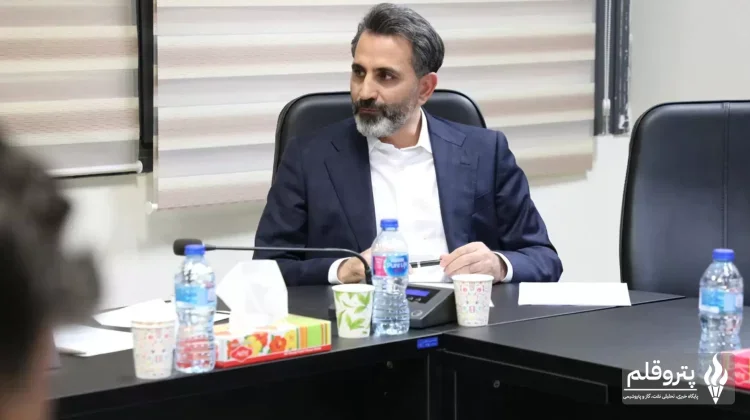 حجت مبرزی مدیرعامل پتروشیمی نگین مهستان کنگان باقی ماند
