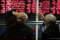 بورس تهران هزارچهره! از خرید سنگین تا اختلال سامانه و فروش گسترده