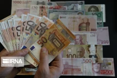 کاهش وابستگی به دلار و تقویت سرمایه‌گذاری مولد؛ راهکارهای چندارزی اقتصاد ایران