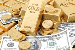 اونس جهانی طلا به ۴۴۳۰ دلار سقوط کرد؛ واکنش بازار به گزارش کار آمریکا