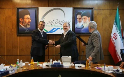شریعتمداری بر تقویت بازرگانی پتروشیمی‌های زیرمجموعه هلدینگ خلیج فارس تأکید کرد