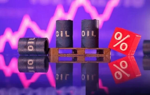 افزایش قیمت نفت در سایه تهدید توفان آمریکا و نگرانی از اختلال عرضه
