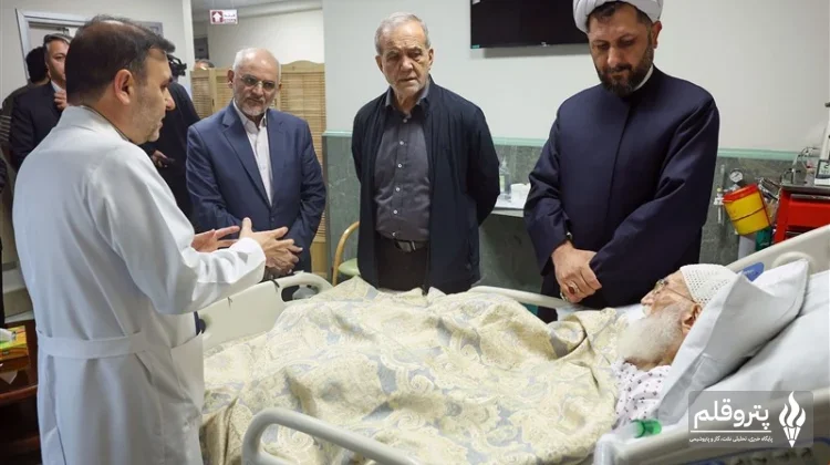رئیس‌جمهور با عیادت از آیت‌الله العظمی نوری همدانی، شفا طلب کرد
