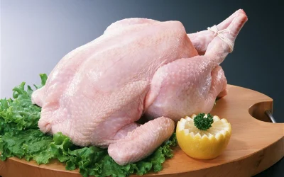 سقف وزن جدید برای عرضه مرغ گرم؛ محدودیت ۲٫۲ کیلوگرم به منظور بهبود بهره‌وری
