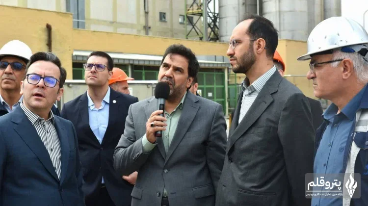 تأکید بورس کالا بر نقش پتروشیمی تبریز در زنجیره تأمین صنایع پایین‌دستی