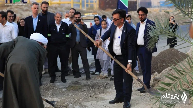 رویداد «هنگام مهر، هنگام رویش»؛ آغاز «گذر فرشتگان میناب» با کاشت بیش از هزار درخت در پارس جنوبی+عکس ها